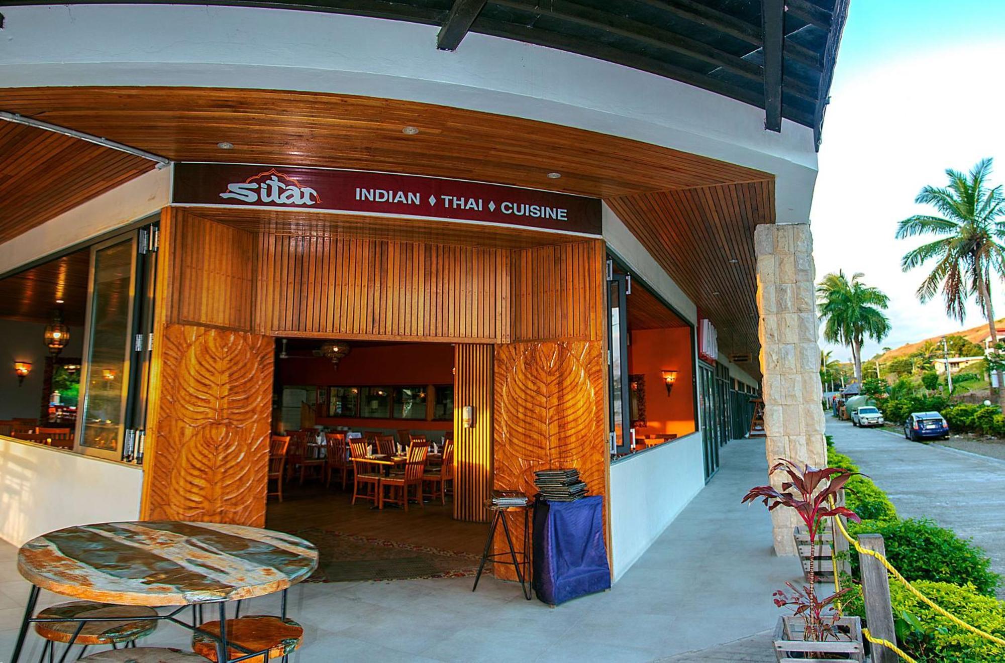 Ramada Suites By Wyndham Seafront Coral Coast Korotogo Exteriör bild