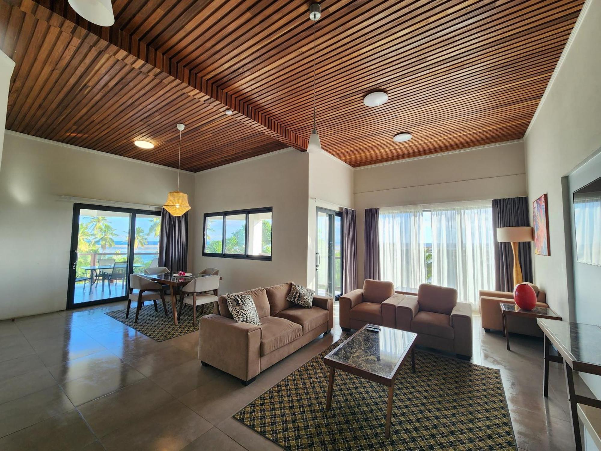 Ramada Suites By Wyndham Seafront Coral Coast Korotogo Exteriör bild